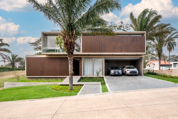 "Architectural Brilliance: House Jeviò Designed by DB Estudio de Arquitectura"